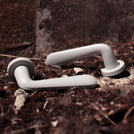 Ajtóvasalat MP VM - SNAPP - R (Matt fehér)